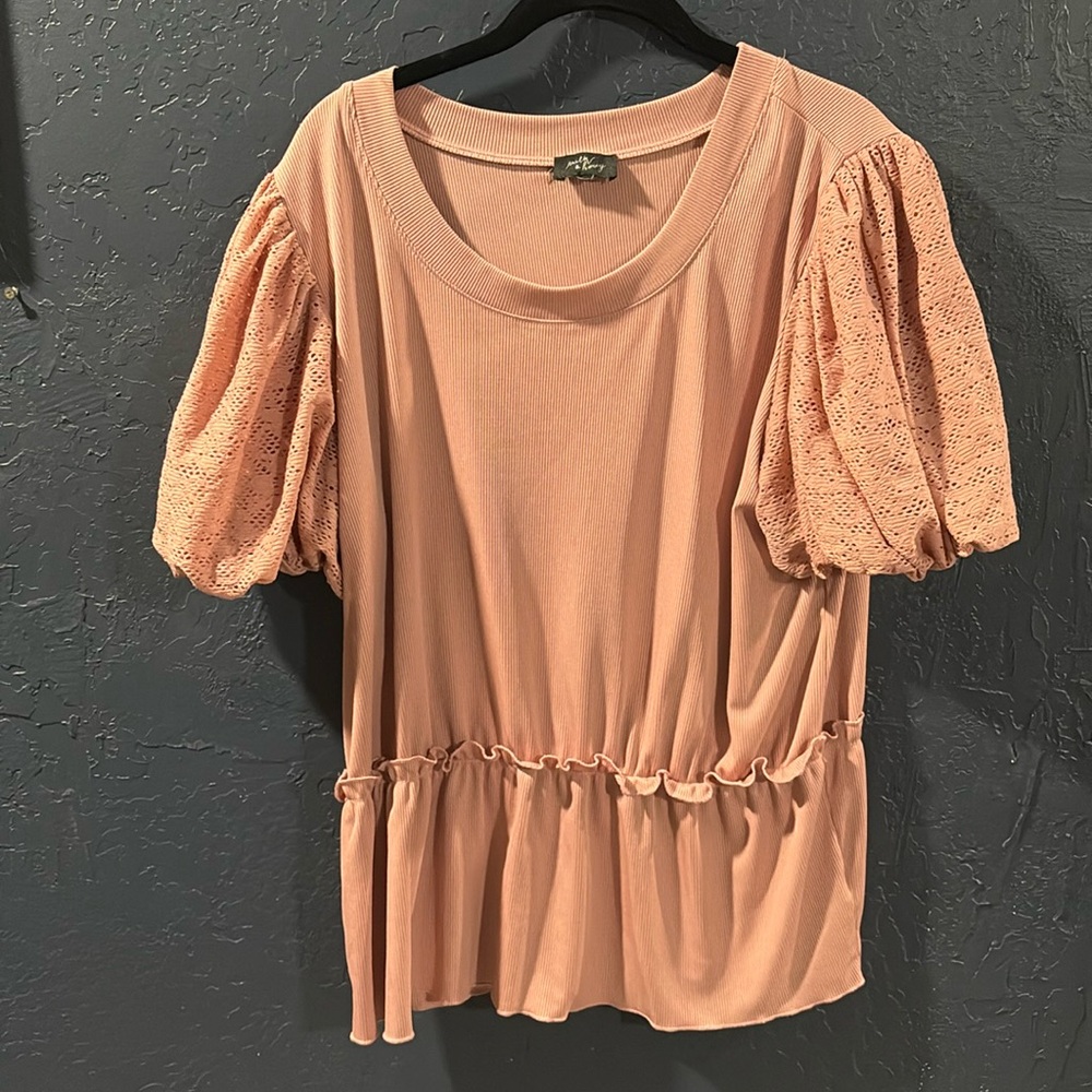 Beautiful pink rooshed shirt with lace sleeves.